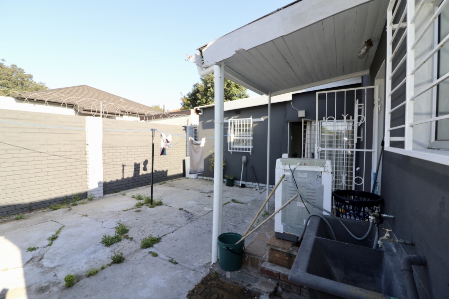 3 Bedroom Property for Sale in Claremont Western Cape